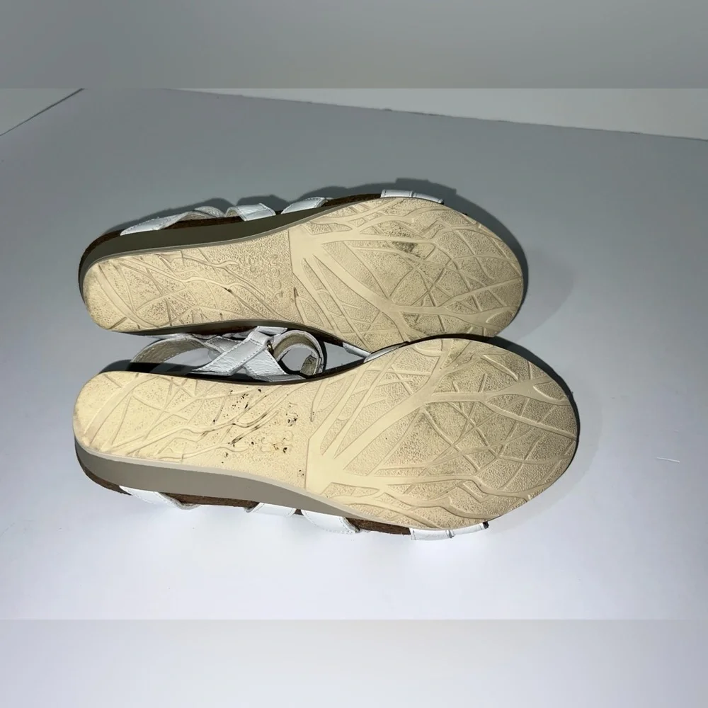 NAOT Sparkle White Leather Wedge Sandal Sz 38 EU/ 7 US
